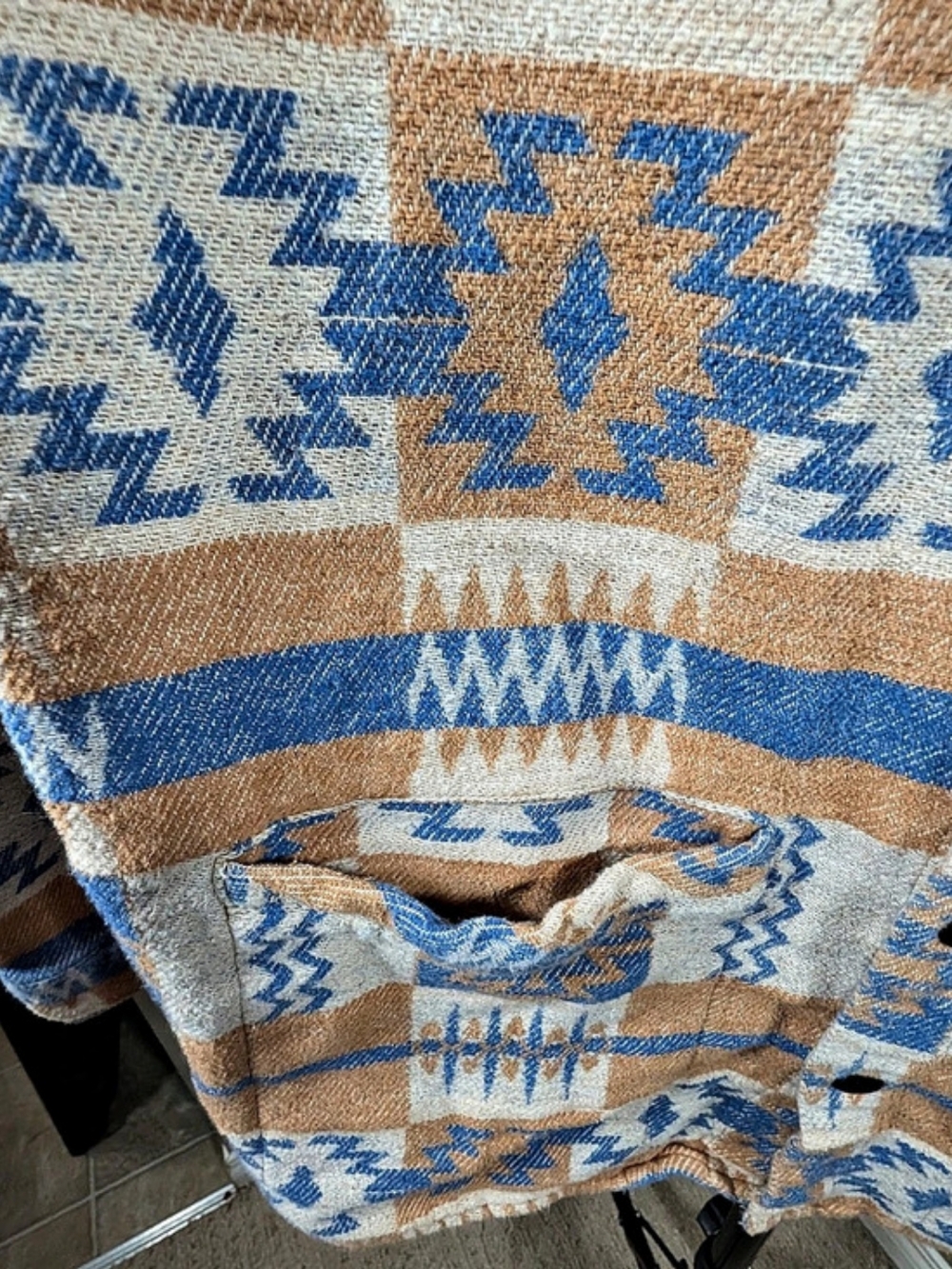 Rock & Roll Cowgirl Men's Geometric Snap-Front Shirt in Blue & Brown - Picture 6 of 8